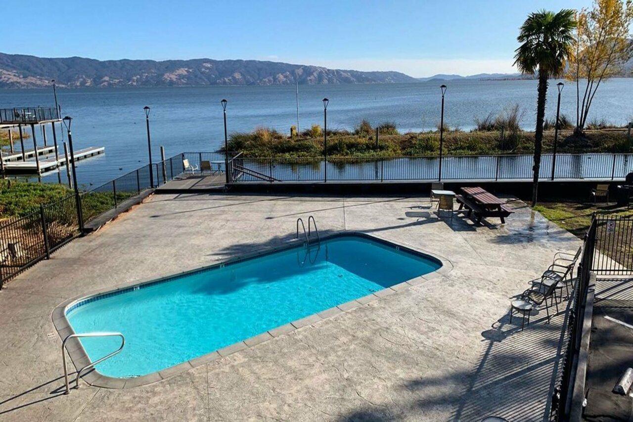 Anchorage Inn Lakeport Bagian luar foto