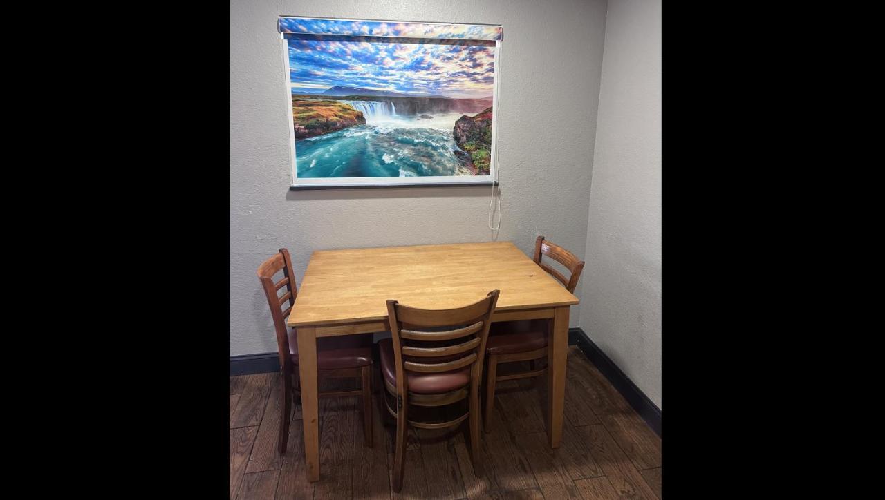 Anchorage Inn Lakeport Bagian luar foto